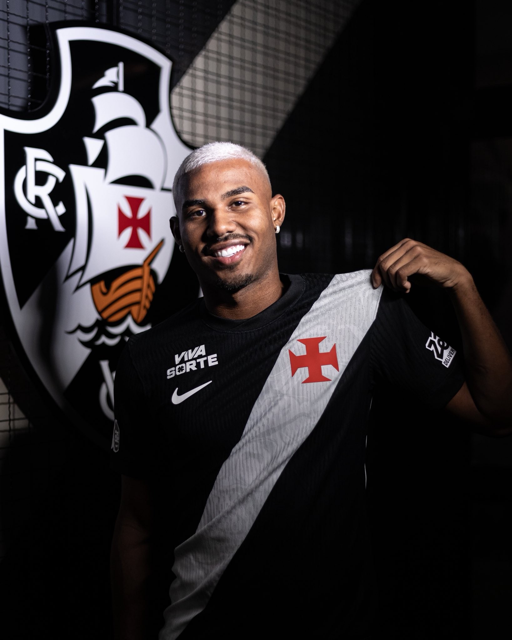 Vasco anuncia contratação de Cuiabano; veja detalhes do contrato de empréstimo