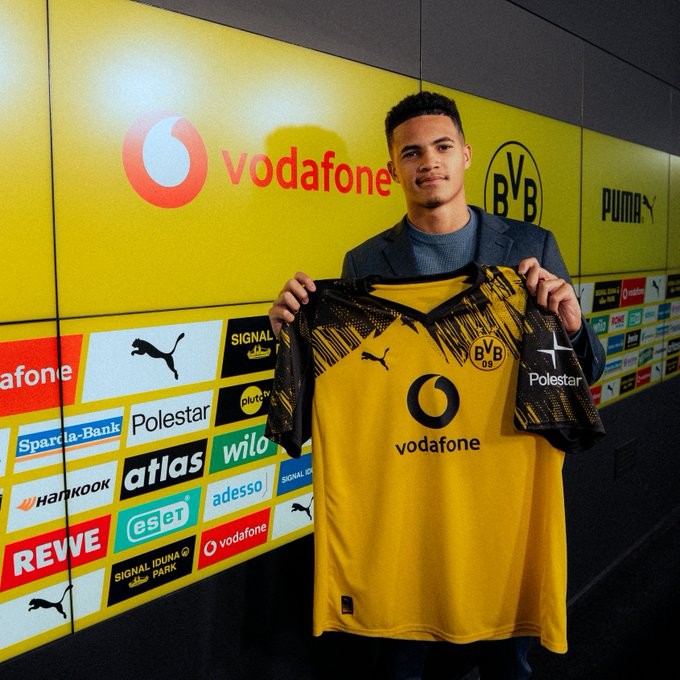 Borussia Dortmund oficializa acordo com o Cruzeiro para contratar Kauã Prates; veja detalhes