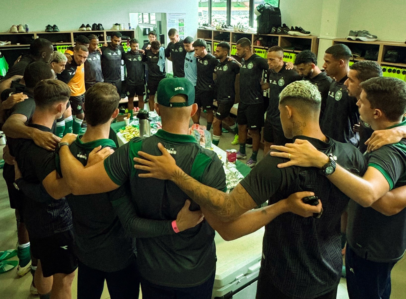 Entenda o plano do Coritiba para aproveitar a “folga no calendário”