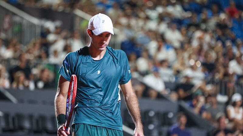 Gustavo Heide perde na estreia do Rio Open