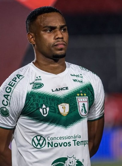 Felipe Jacaré marca dois gols em retorno e atravessa fase de protagonismo no Sousa