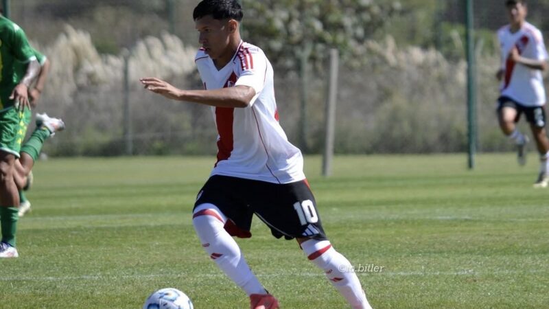 Quem é o reforço que o Flamengo tirou da base do River Plate? Veja lances de Juan Sayago
