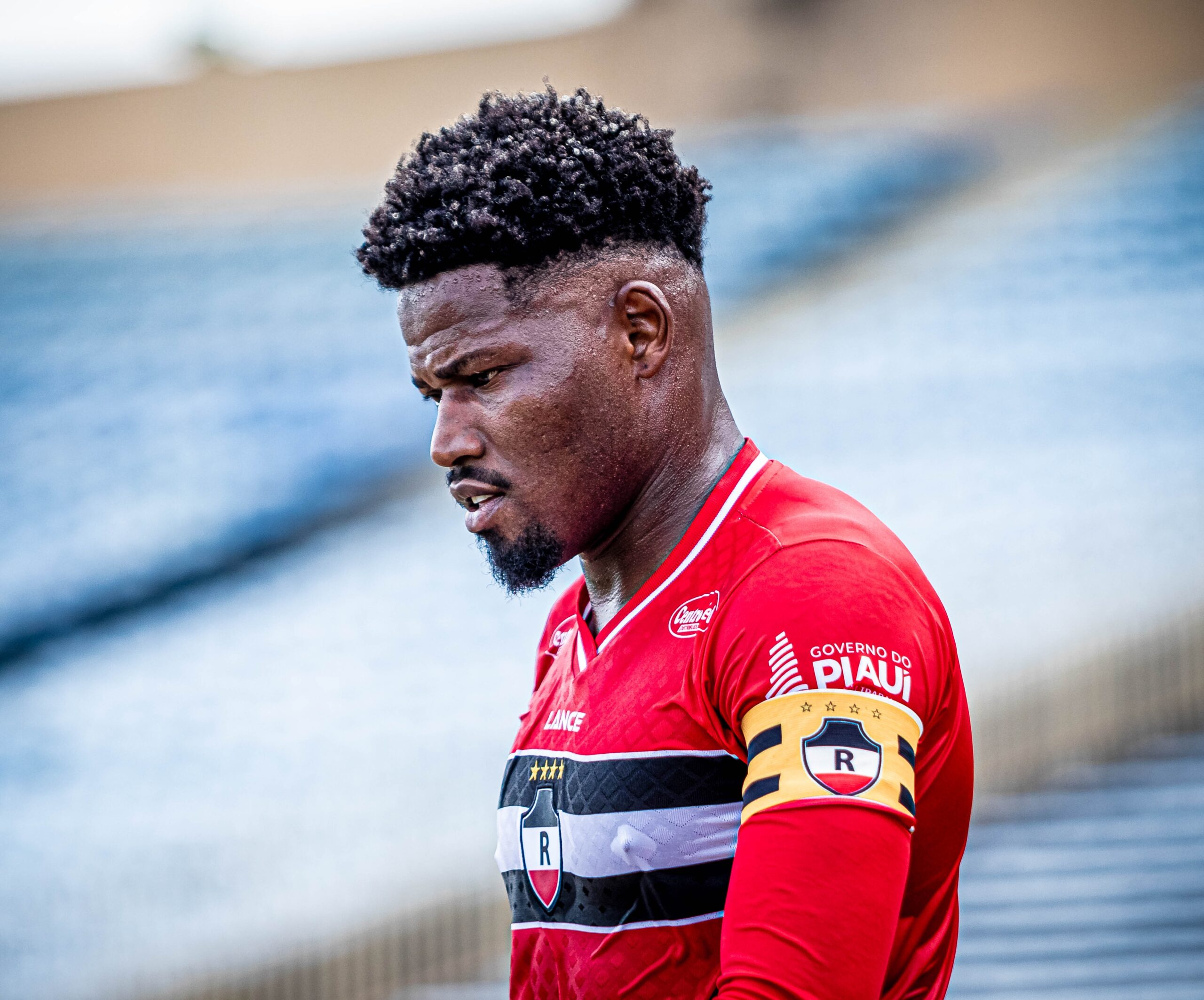 Campinense anuncia o atacante Lúcio Maranhão