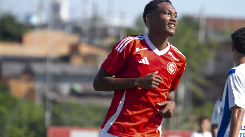 Inter oficializa compra de Raykkonen; confira detalhes