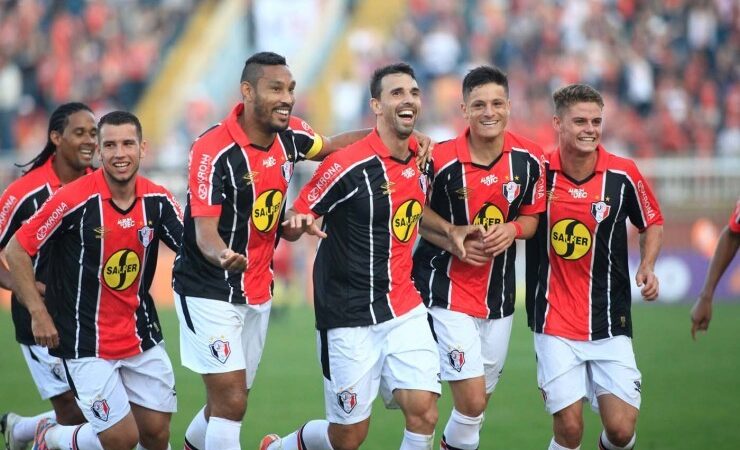 Copa do Brasil: Joinville e CSA se enfrentam após trajetórias meteóricas no futebol brasileiro