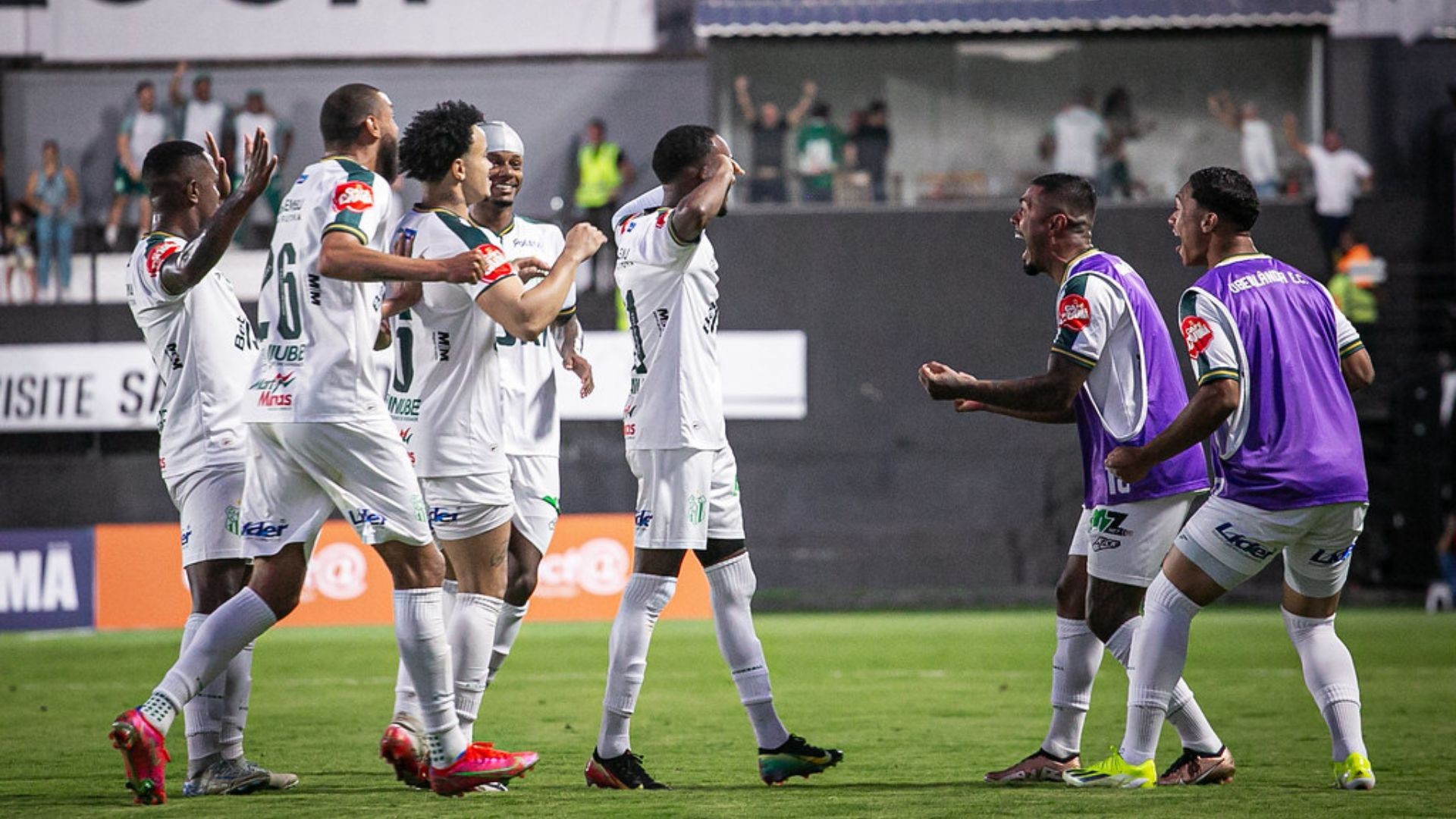 Invicto, Lúcio Flávio vê mudança de ânimo no Uberlândia em momento decisivo no Mineiro