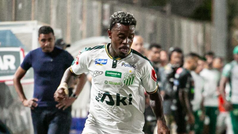 Lembra dele? Ex-Fluminense e São Paulo, Calazans sai do banco e faz golaço decisivo no Mineiro