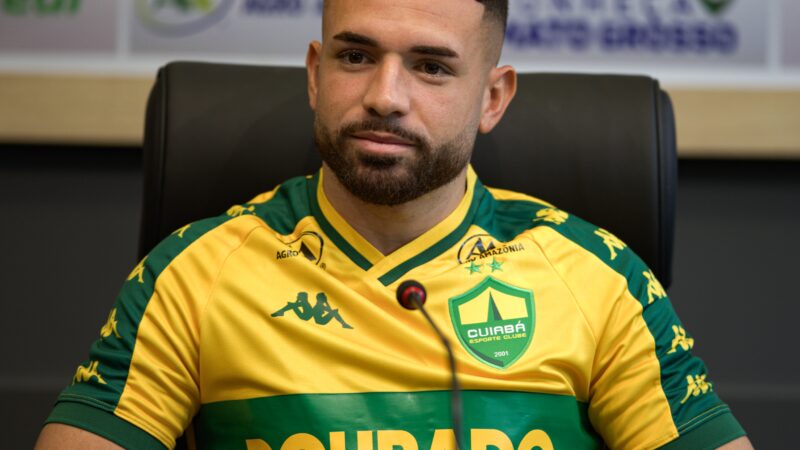 Brusque anuncia Italo Lucas, do Sport, e Léo Ataíde, do Cuiabá