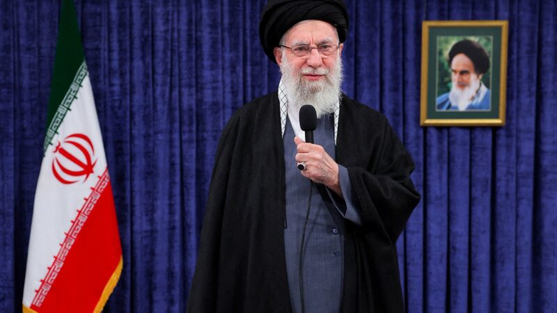 ‘Pessoa maligna’, ‘justiça para o povo do Irã’: veja na íntegra a declaração de Trump sobre a morte de Ali Khamenei