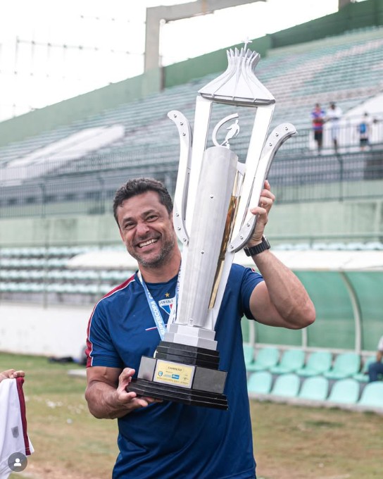 No comando do Sub-20 do Fortaleza, Fred enfrenta Fluminense no Brasileiro