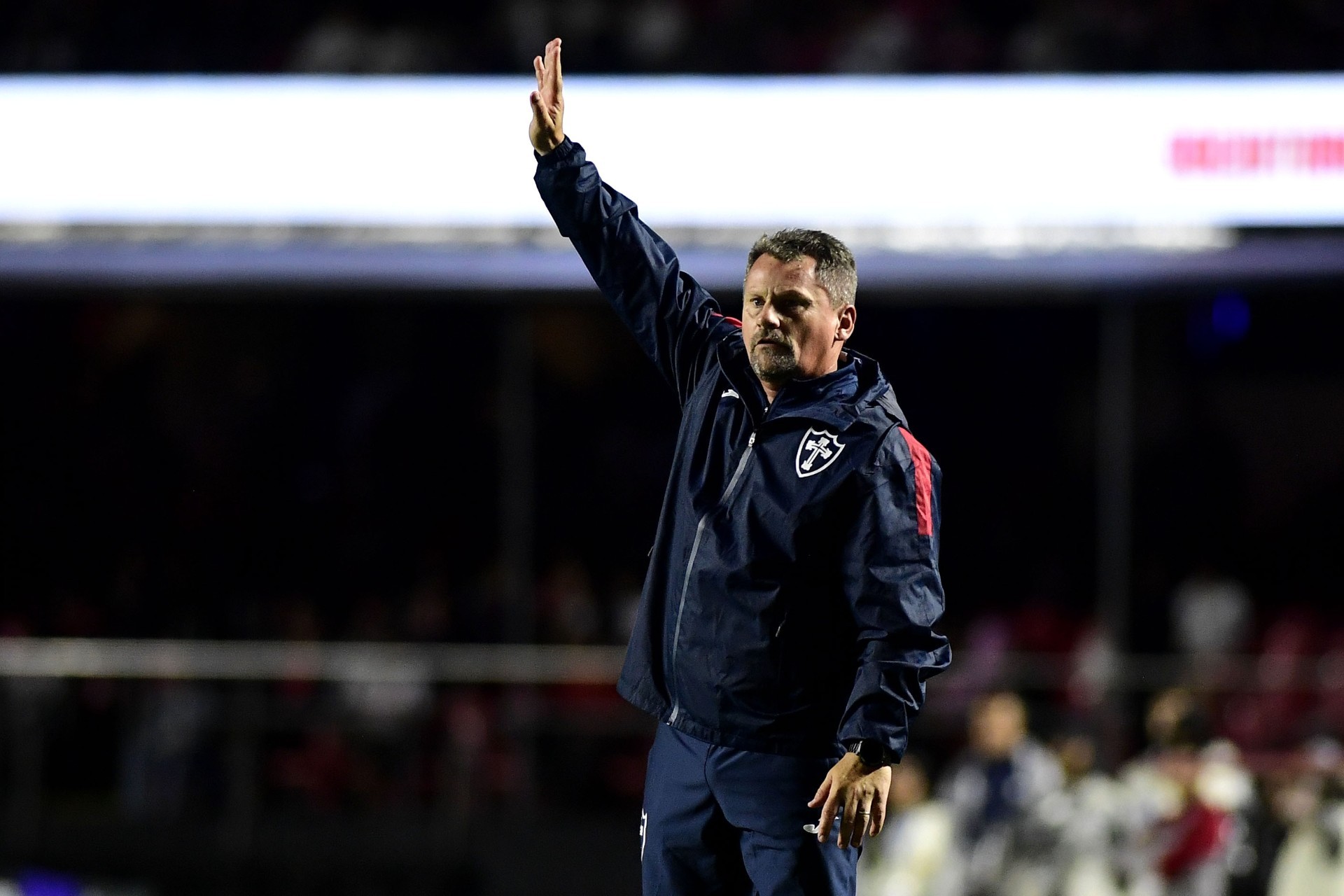 Matias celebra permanência da Portuguesa e pede confiança: “Parar de pensar no que aconteceu lá atrás”