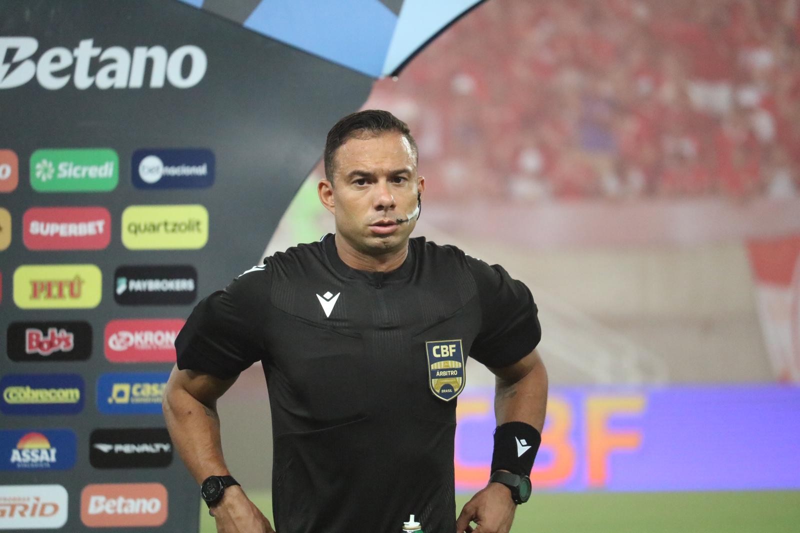 Maguielson Lima Barbosa apita Vasco-AC x Velo Clube, pela 1ª fase da Copa do Brasil