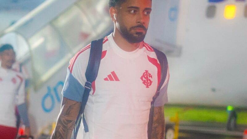 Inter desembarca em Belém com desfalque de zagueiro; veja imagens e relacionados