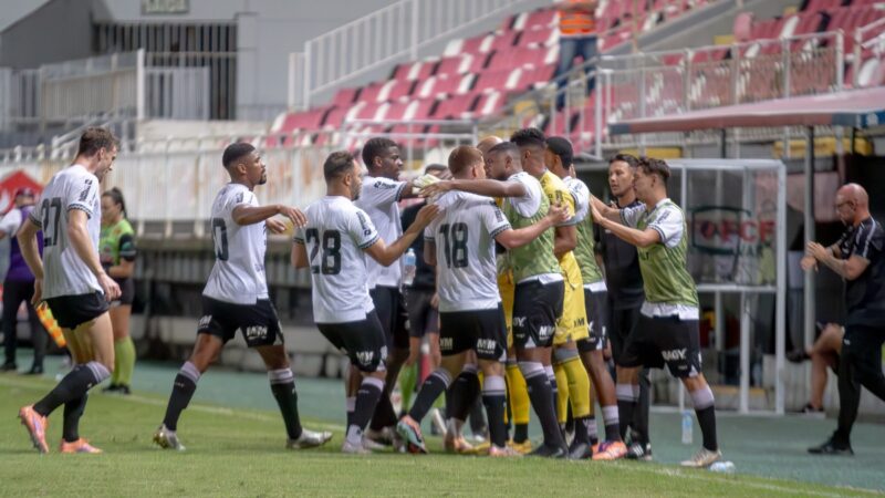Na última rodada, Figueirense depende de combinação para escapar de rebaixamento