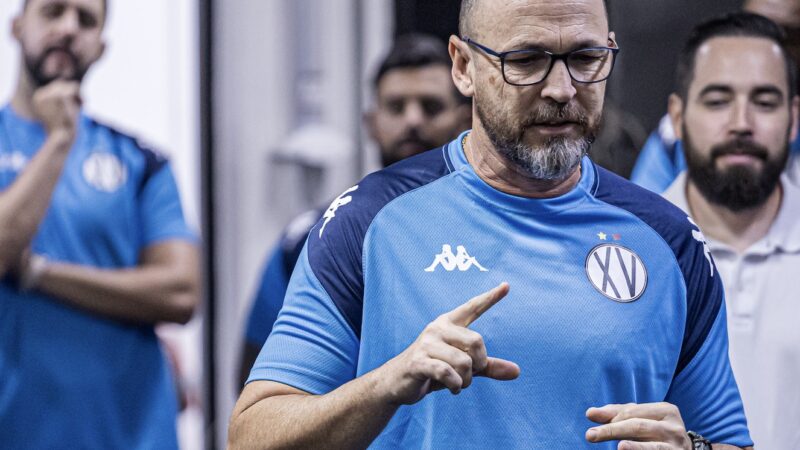 Maringá anuncia Moisés Egert como novo treinador