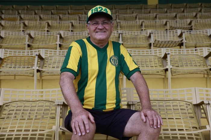 Torcedor de carteirinha: a história de Neivo Zago, sócio do Ypiranga há mais de 50 anos