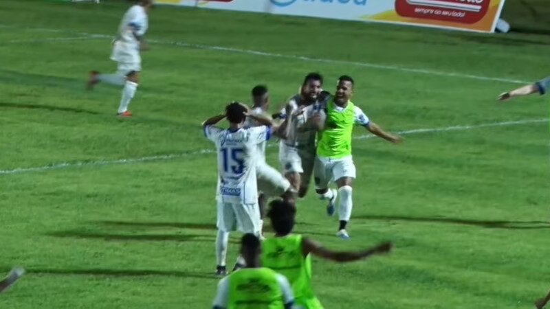 Nova Mutum vence o Mixto de virada e se classifica para as quartas no Mato-grossense