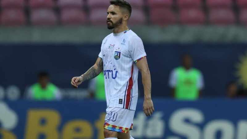 Oeirense acerta a contratação do atacante Bruninho, ex-River-PI, para sequência do Piauiense