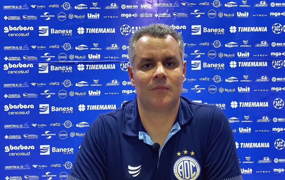 Ex-presidente do Confiança rebate declarações de Luizinho Vieira após derrota em clássico