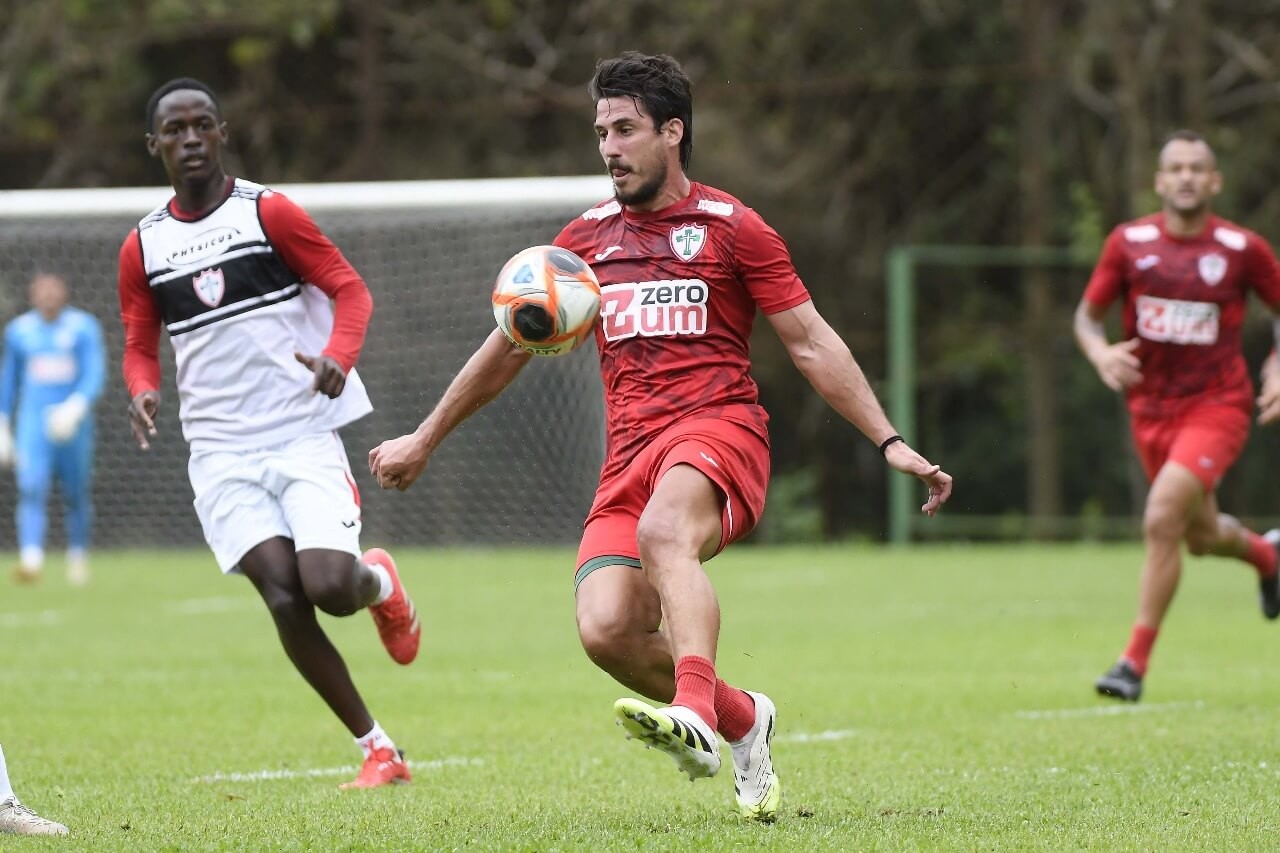 “Eu já venci o Memphis”: Gabriel Pires, da Portuguesa, relembra duelo contra astro do Corinthians
