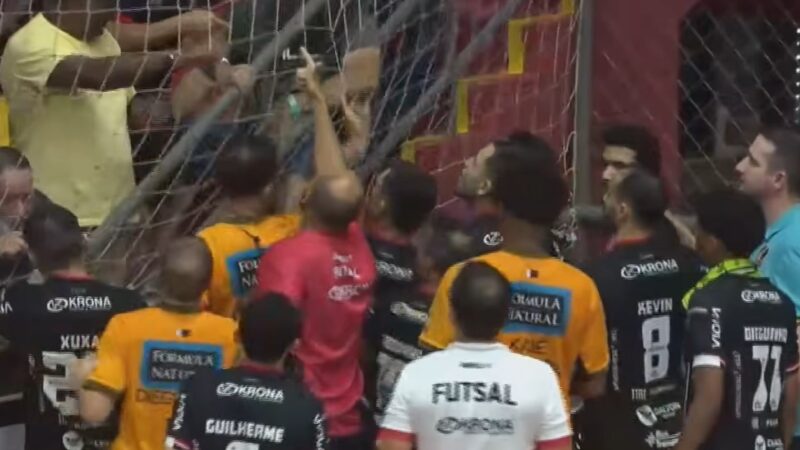 Torcedor é preso por suposto caso de racismo em jogo da Supercopa de Futsal