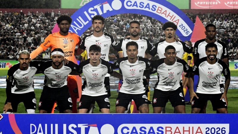 Atuações do Corinthians: Hugo Souza e Vitinho são decisivos em classificação; dê suas notas