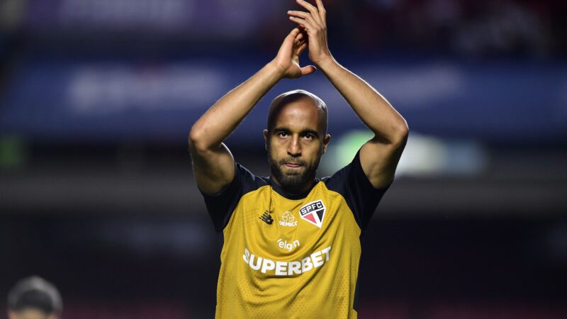 Lucas Moura se aproxima de números do PSG em meio à retomada no São Paulo