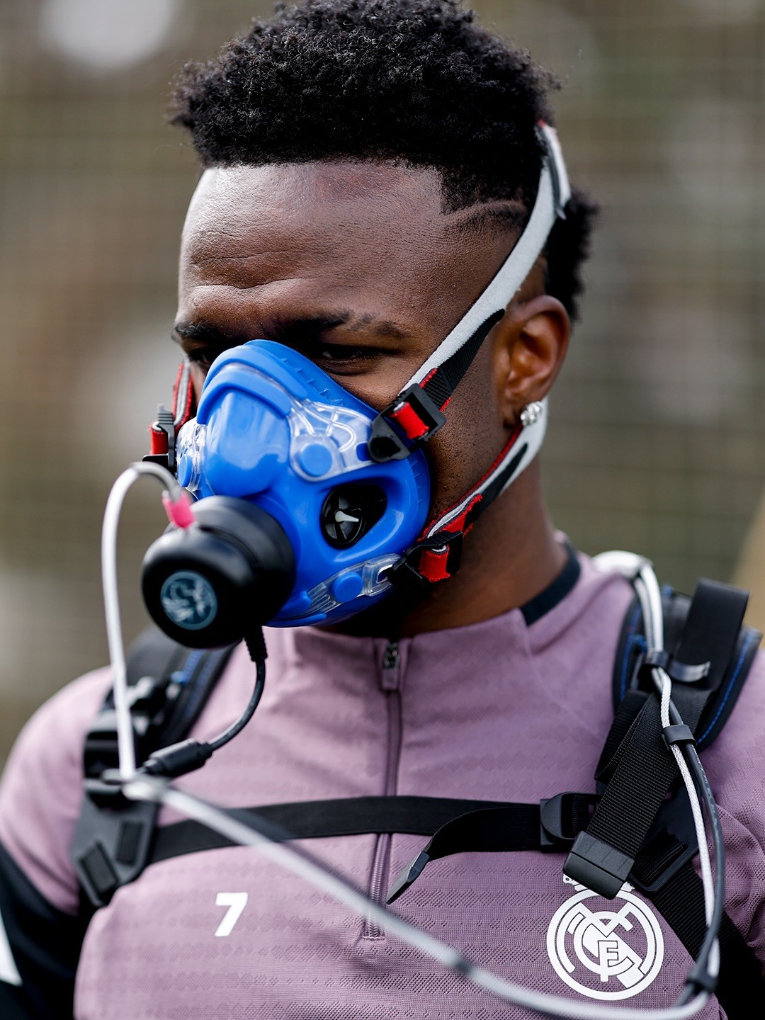 Novo preparador físico do Real Madrid retoma treino com máscaras; entenda