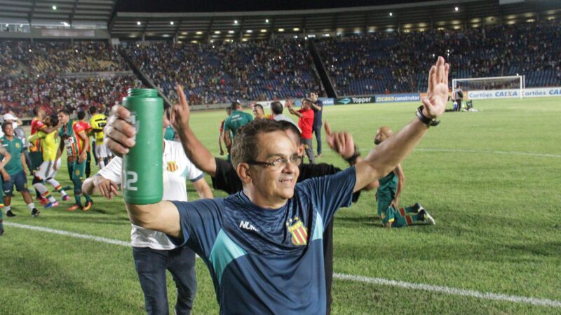 Diá fala em “rescrever história de conquista” e chama torcedor para jogar junto com o Sampaio pelo acesso