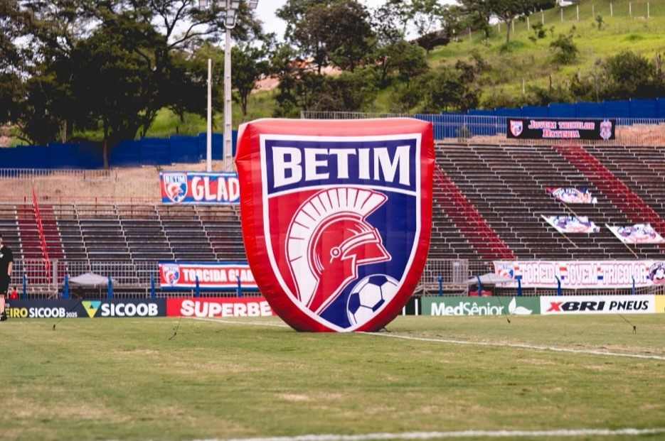 Rival do Piauí na Copa do Brasil, Betim escapou do rebaixamento no estadual em 2026; veja raio-x