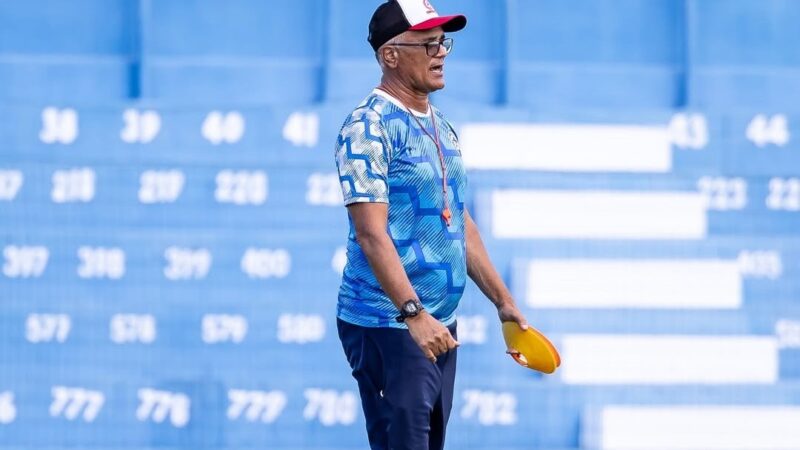 Parnahyba desliga técnico Oliveira Canindé após rebaixamento no Campeonato Piauiense 2026