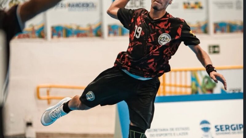 JEB’s Sub-18: Clícia Gadelha estreia com vitória no handebol; Jader Saraiva Machado é derrotado