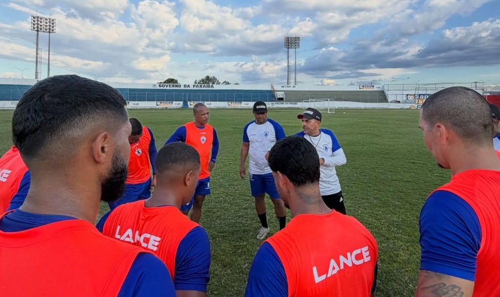 Guimarães chega ao Altos após deixar Atlético-PB no G-4 e empatado na liderança do Paraibano