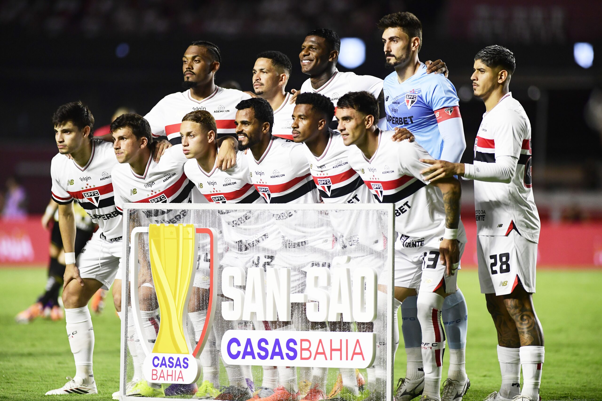 Atuações do São Paulo: Luciano e Tapia decidem o clássico; dê suas notas