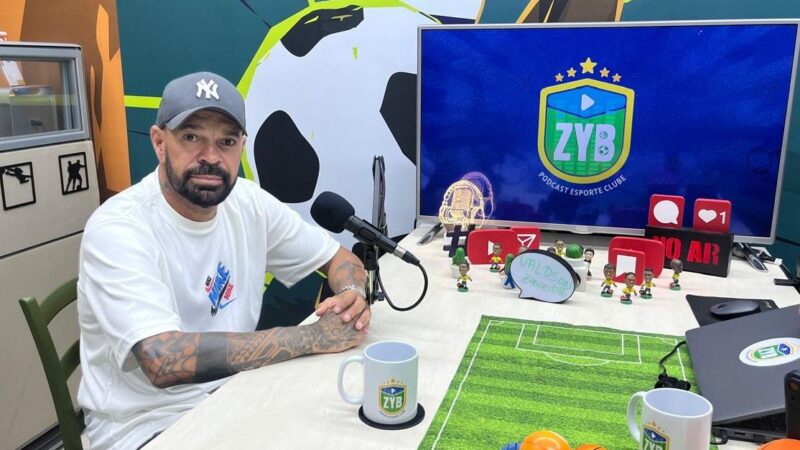 Valdson explica mudança de posição no início e passa carreira ‘a limpo’