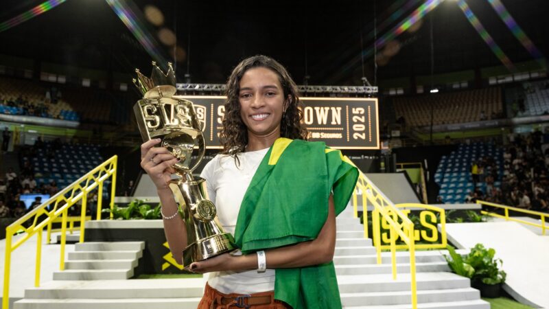 Rayssa Leal impõe favoritismo e carimba vaga na decisão da SLS Sydney