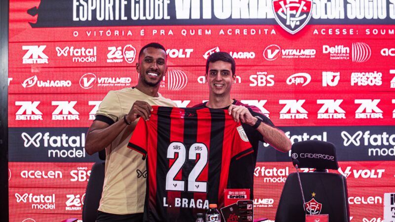 Com saída de Lucas Braga, Vitória aumenta lista de decepções com investimentos de 2025