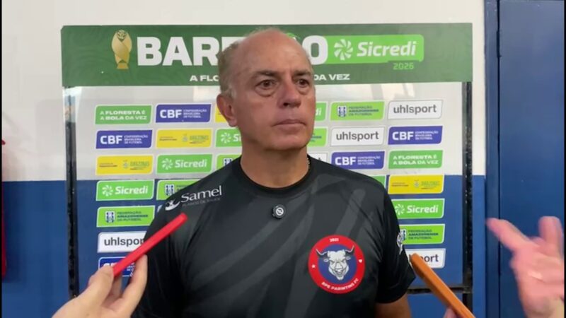 Carlos Rabelo entrega o cargo e não é mais técnico do Parintins