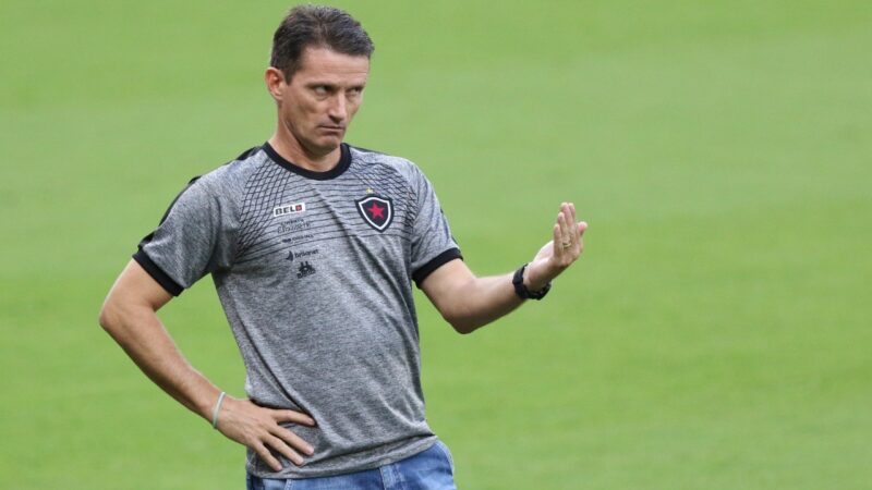 Serra Branca anuncia técnico Gérson Gusmão após classificação à semifinal do Paraibano 2026