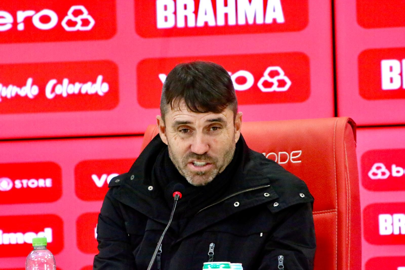 Coudet, ex-Internacional, entra na mira do River Plate para substituir o técnico Gallardo