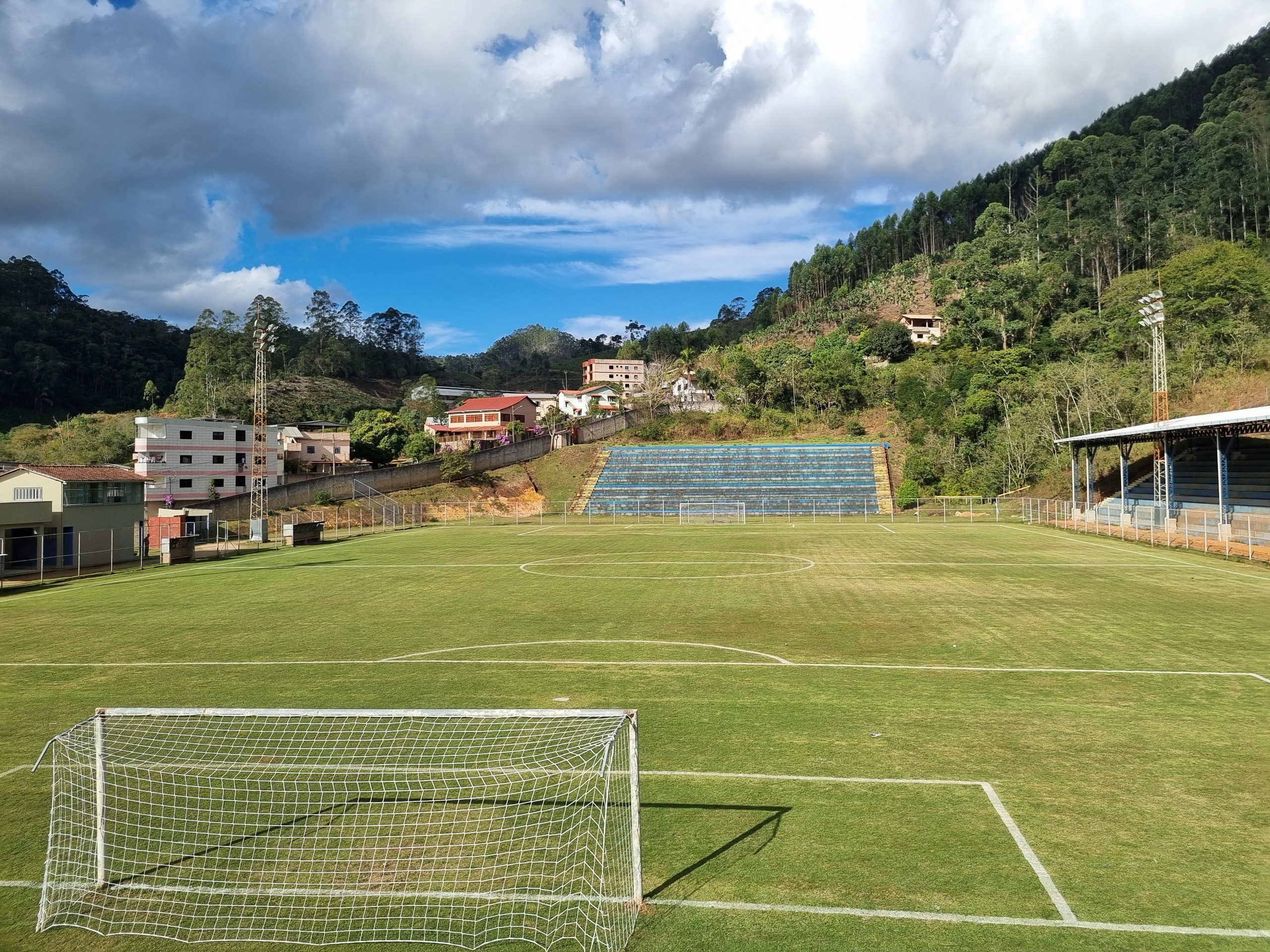 Capixaba x Rio Branco-ES: onde assistir ao vivo e horário do jogo do Campeonato Capixaba