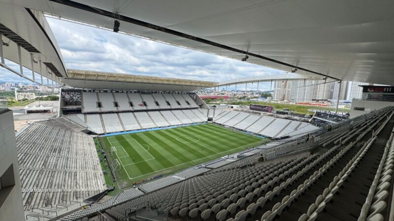 Corinthians x Palmeiras: onde assistir ao vivo, horário e escalações