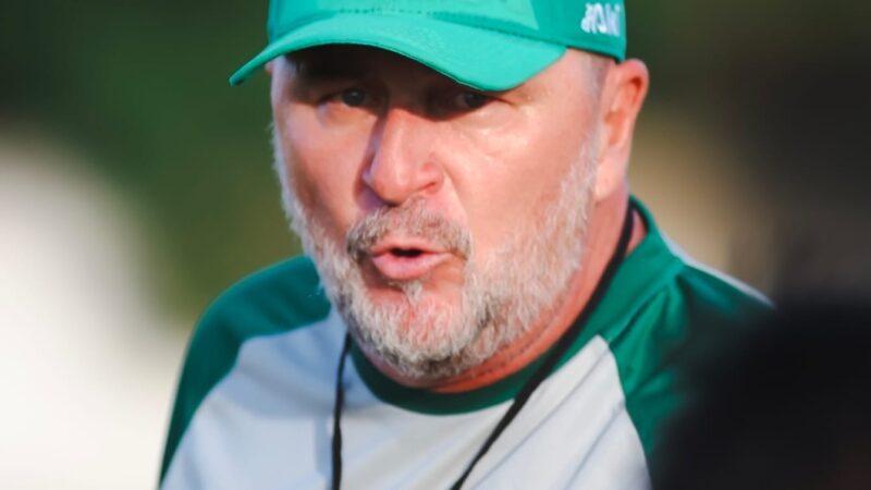 Quadros aponta receita para reverter semifinal contra o MAC: “Mental e jogar para vencer”