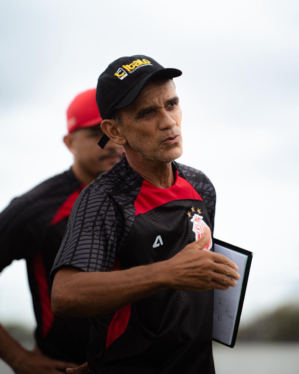 Imperatriz mantém Marlon Cutrim no comando técnico e anuncia saída de jogadores; veja detalhes