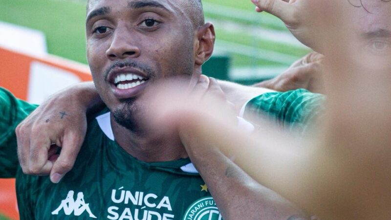 Absolute cinema: herói do Guarani deixou a Ponte duas semanas antes de decidir o dérbi