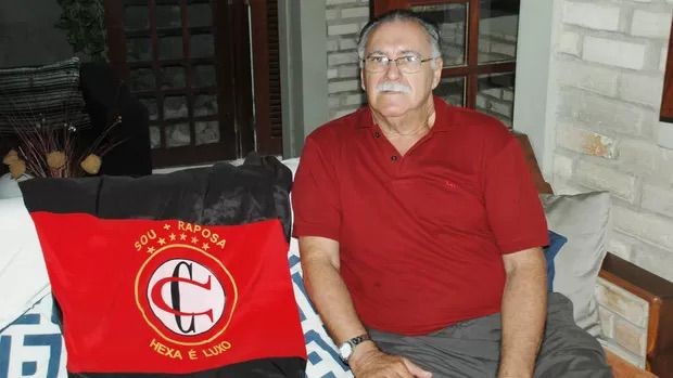 Morre Simplício, herói do hexacampeonato paraibano do Campinense, aos 79 anos