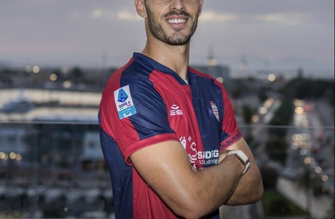 Atlético-MG não avança por zagueiro do Cagliari-ITA e segue busca no mercado