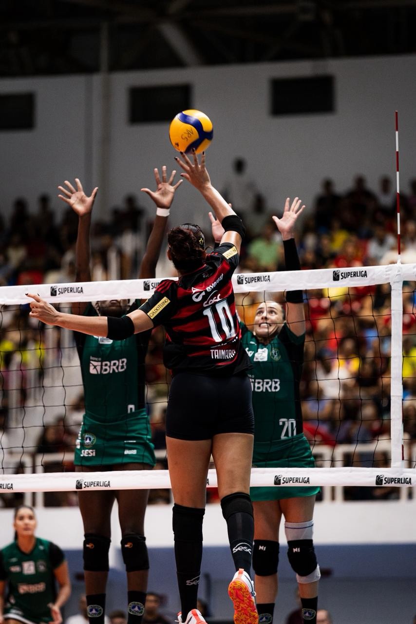 Sesc-Flamengo vence o Brasília e permanece na liderança; Minas supera o Tijuca e segue vice