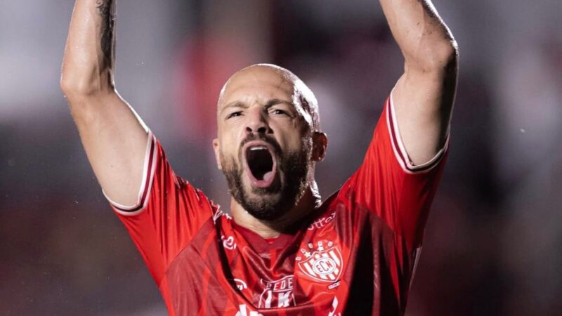 Carlão completa 70 jogos pelo Noroeste contra o Santos: “Motivo de orgulho”