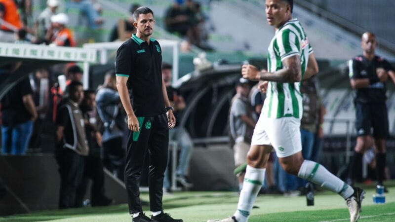 Barbieri enaltece reação do Juventude, mas cita “desequilíbrio emocional” em confusão